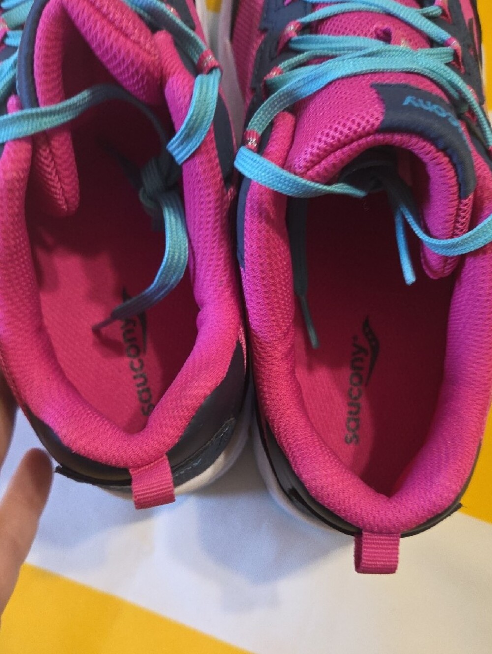 NWOT Saucony Kids Pink and Teal Athletic Sneakers - Picture 6 of 10